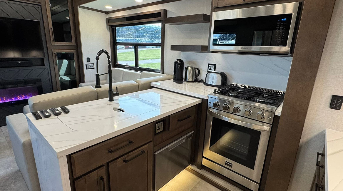 Riverstone Legacy 44DBL (2026)