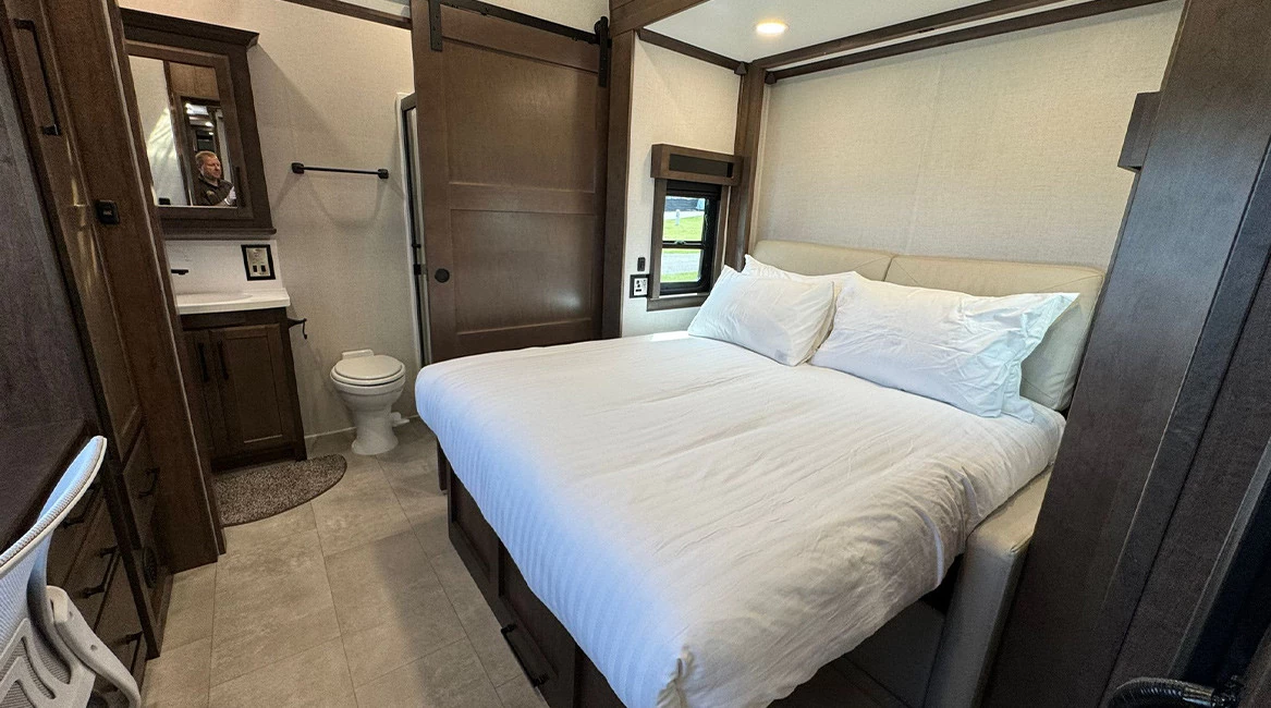 Riverstone Legacy 44DBL (2026)