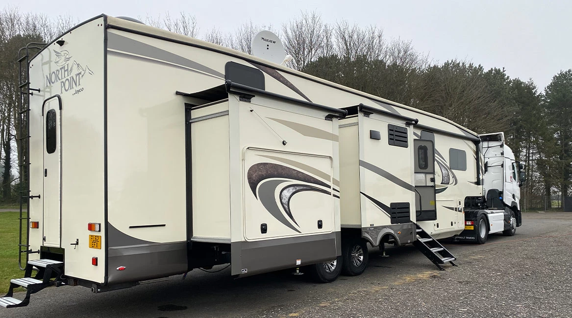 Jayco 5th Wheel Trailer