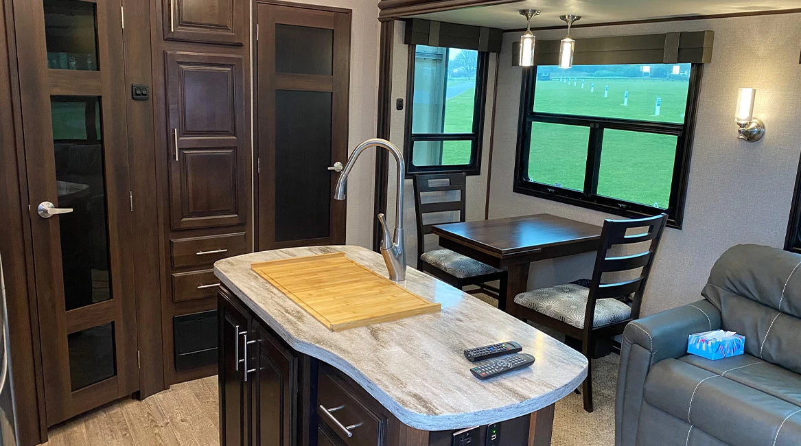 Jayco 5th Wheel Trailer