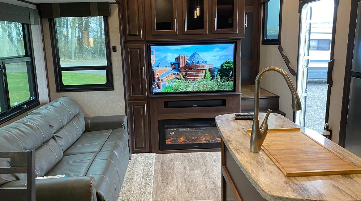Jayco 5th Wheel Trailer