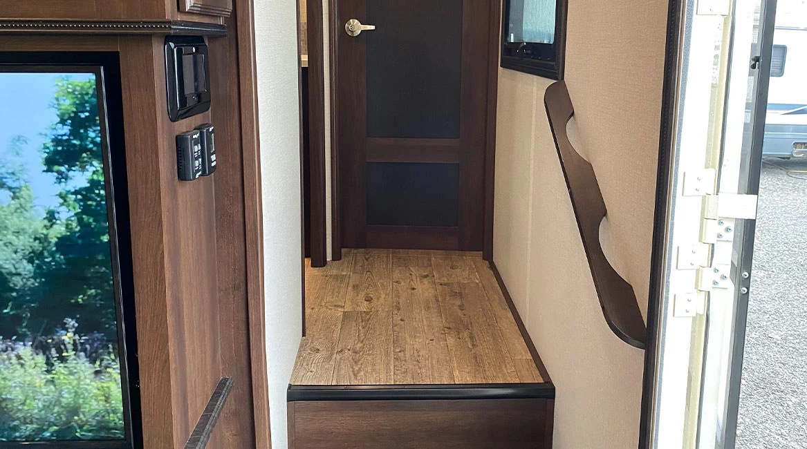 Jayco 5th Wheel Trailer