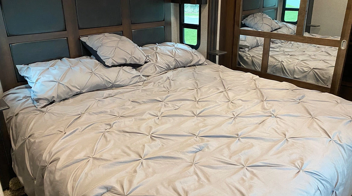 Jayco 5th Wheel Trailer