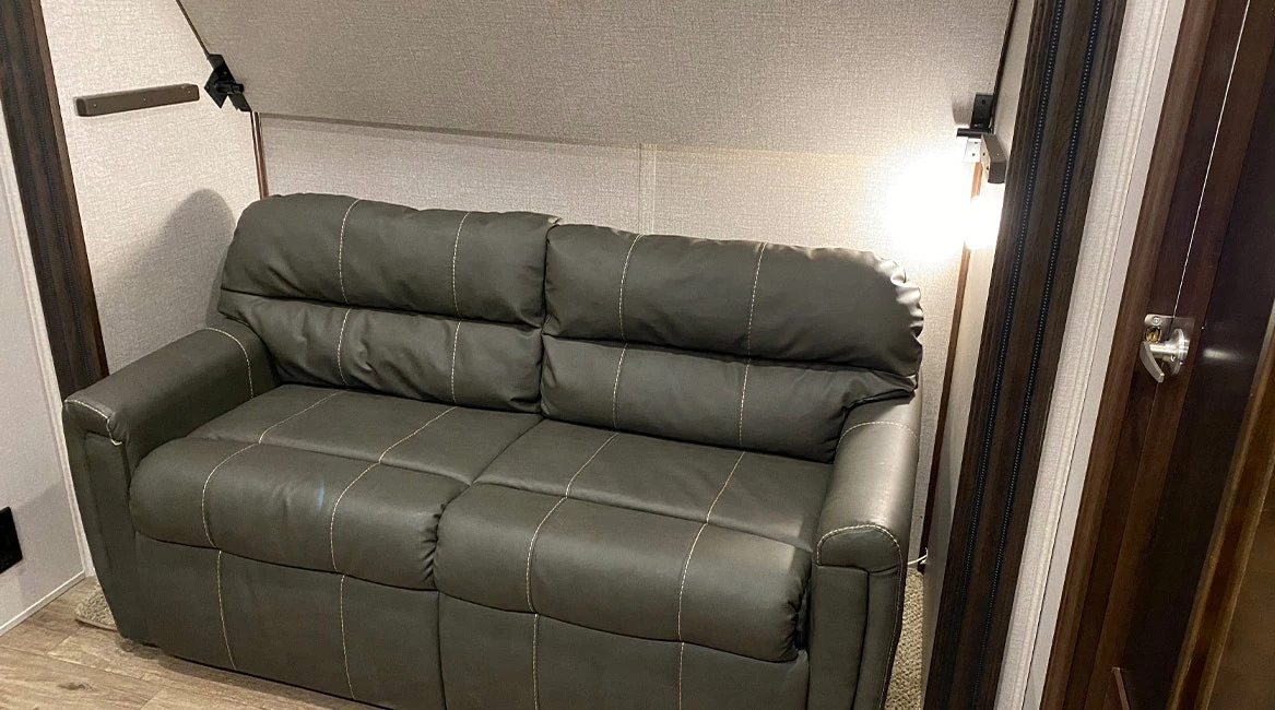 Jayco 5th Wheel Trailer